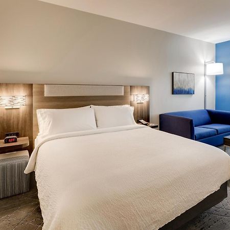 Holiday Inn Express Holly Springs - Raleigh Area By Ihg エクステリア 写真