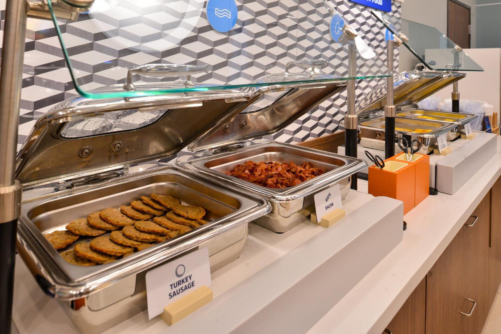 Holiday Inn Express Holly Springs - Raleigh Area By Ihg エクステリア 写真