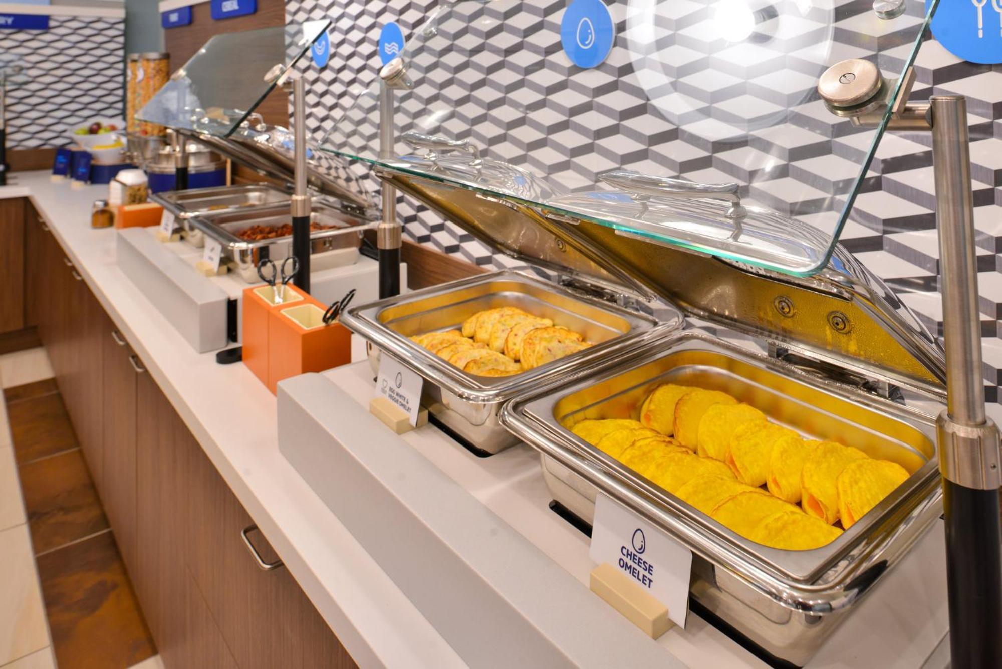 Holiday Inn Express Holly Springs - Raleigh Area By Ihg エクステリア 写真